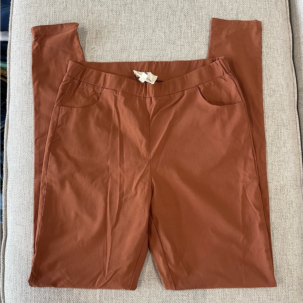Betsy’s Boutique super soft Jeggings
